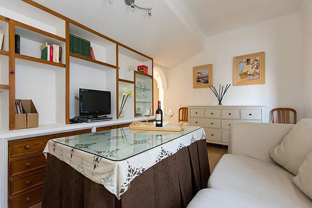 Apartamento San Clemente Sevilla Bagian luar foto