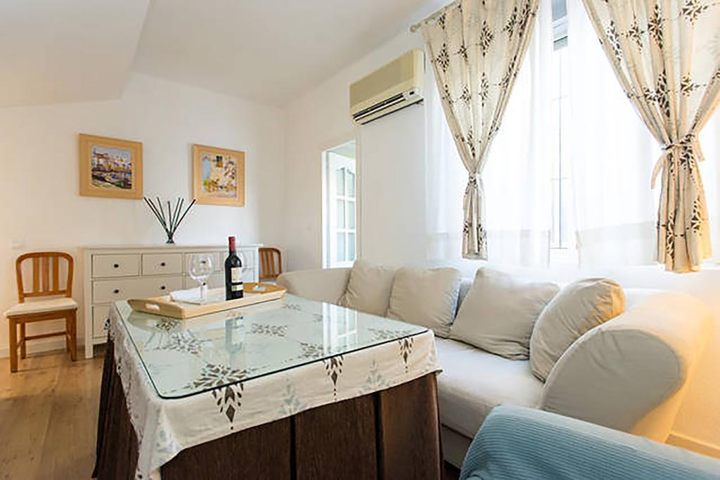 Apartamento San Clemente Sevilla Bagian luar foto